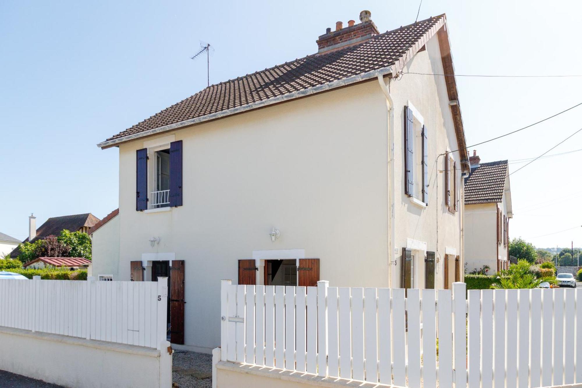 La Maison Cabourgeaise Proche Mer Екстер'єр фото